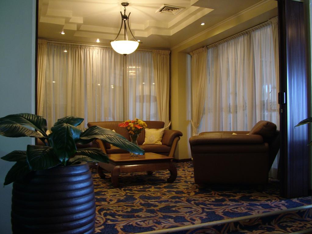 Ambassador Hotel & Casino Paramaribo Ngoại thất bức ảnh
